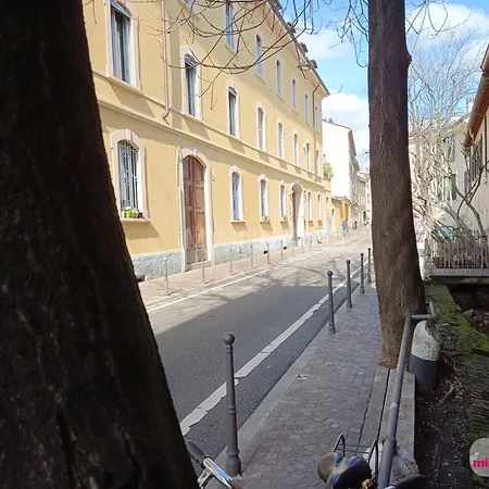 Appartement Looking 4 Charming With Courtyard On The Navigli Milan